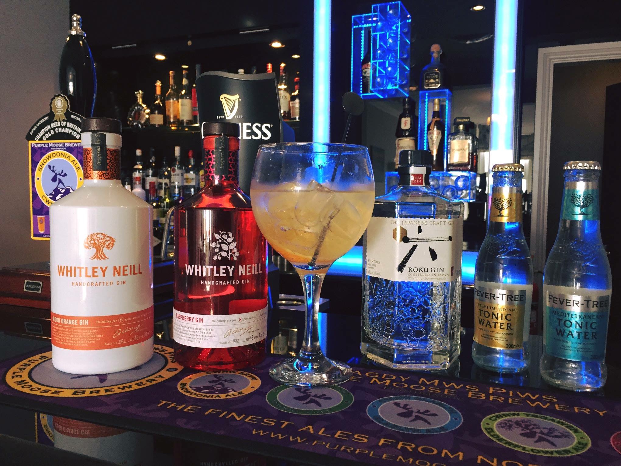 Bar - Large selections of gin available,