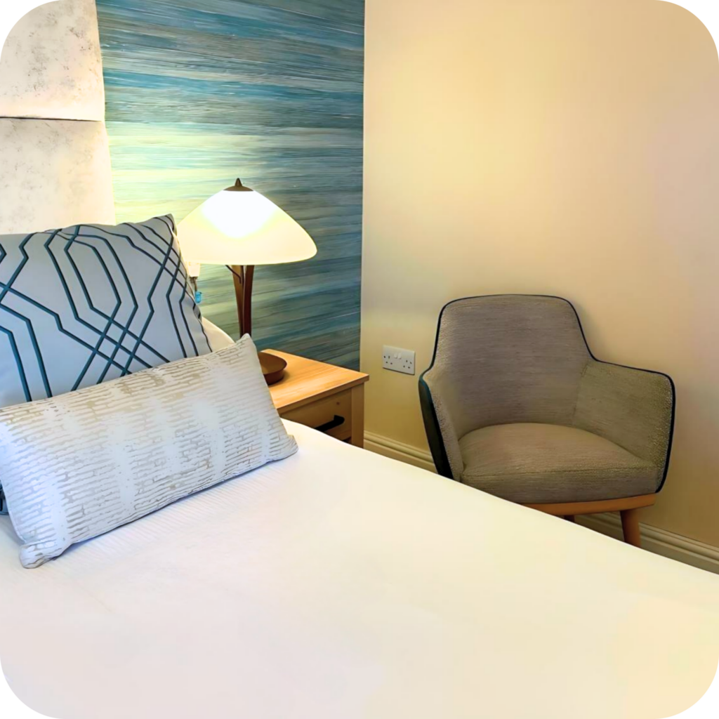 Large Double Room 36